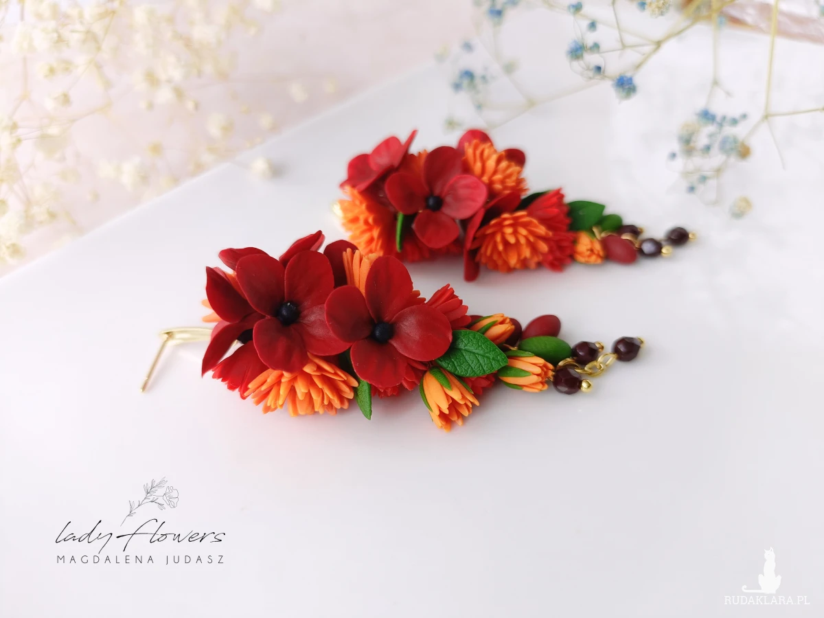 Eleganckie kolczyki w czerwonej kolorystyce