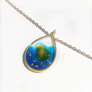 Elegancki Wisiorek z Bursztynem