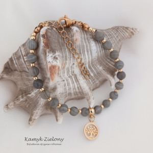 Bransoletka z kamieni naturalnych, jaspis szary - wykończenia ze stali chirurgicznej