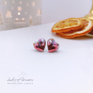 Kolczyki serduszka z różowym lukrem