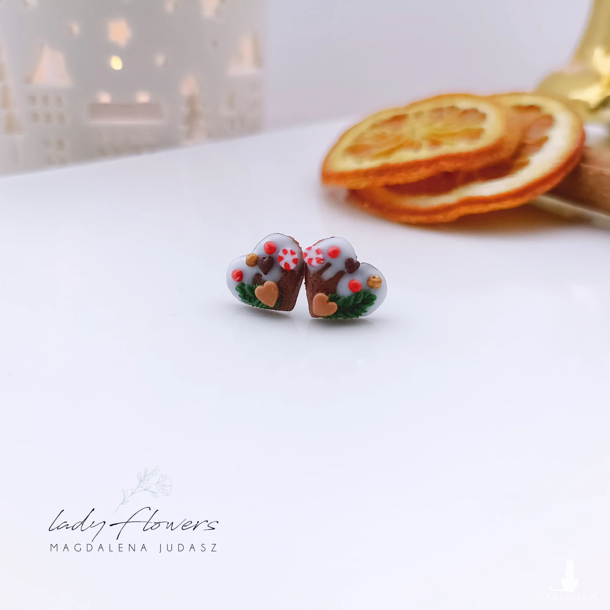 Kolczyki serduszka z białym lukrem