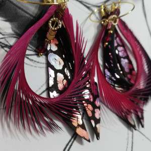 Kolczyki z włoskiej skóry piór i stali chirurgicznej boho