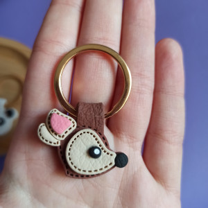 Brelok w kształcie sarny