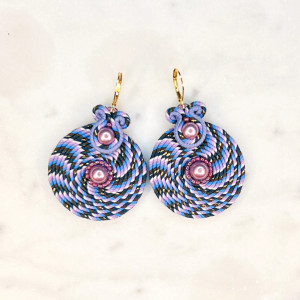 Kolczyki sutasz Swirl - fioletowe