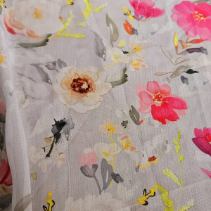 Apaszka szyfonowa w piękne akwarelowe kwiaty