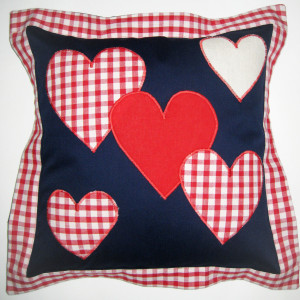 Poszewka z aplikacją SERDUSZKA