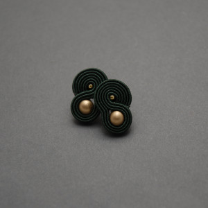 małe, zielony kolczyki sutasz