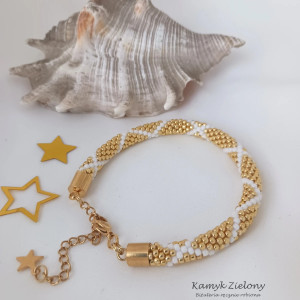 Bransoletka z gwiazdką - wykończenia ze stali chirurgicznej