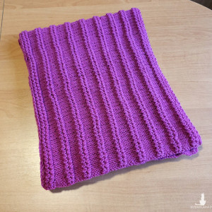 długi, ciepły szalik różowy, amarantowy; szalik na drutach