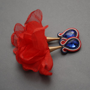 kolczyki lub klipsy sutasz z kwiatkami