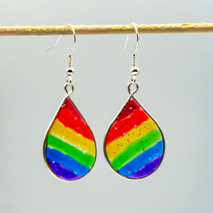 Kolczyki tęczowe z żywicy 001
