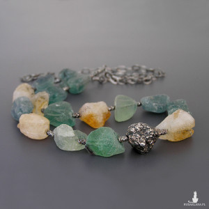 Surowy naszyjnik z fluorytami i kwarcem, srebro 925