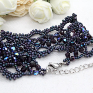 koronkowa bransoletka z matowych koralików - fiolet