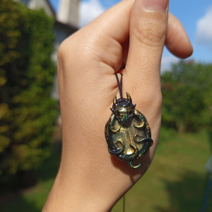 naszyjnik smocze serce z labardorytem, idealny na prezent, magia fantasty