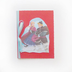 czerwona kartka dla dziewczynki, Frozen kartka, bajkowe kartki na Boże Narodzenie, świąteczne kartki dla dzieci, kraina lodu kartki, kartki z Kariną Lodu, fajne kartki na różne okazje, kartki