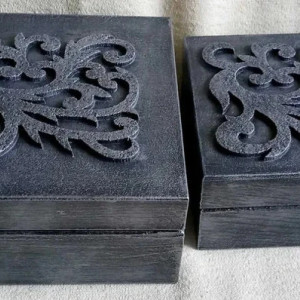 2 srebrno-szare szkatułki, drewniane pudełka na biżuterię, efekt metalu