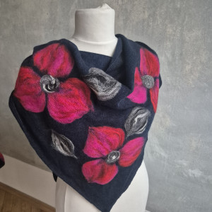 Granatowa chusta handmade wełniana