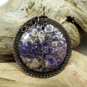 Drzewko szczęścia, Miedziany wisior ze skamieliną koralu, ręcznie wykonany, prezent dla niej, prezent dla mamy, prezent urodzinowy, biżuteria autorska