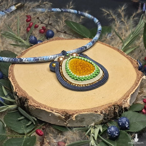 Verano - kolorowy wisiorek sutasz