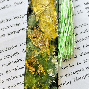 Zakładka z żywicy epoksydowej złoto zielono czarny S06