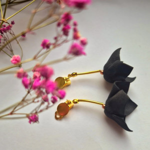 Klipsy czarne tulipany lekkie