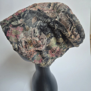 Futrzana  sztuczne futro czapka