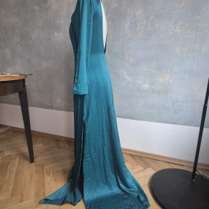 Sukienka turkus dluga