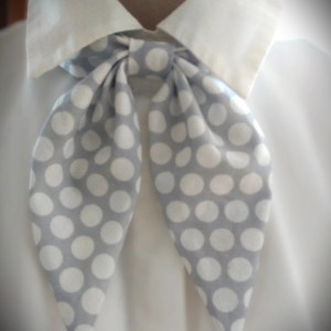 Kokarda bawełniana pod kołnierzyk - na gumce, regulowany obwód