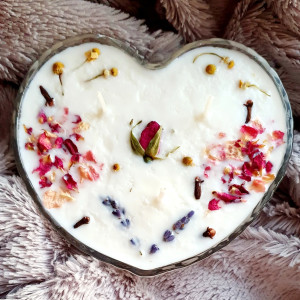 Duża unikatowa świeca sojowa serce, zapach cytryny z goździkami, świeczka sojowa 100%