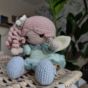 Lalka robiona na szydełku