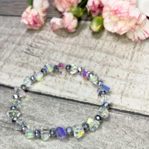 Pięknie mieniąca się bransoletka