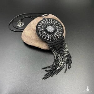 MEDALION Z FRĘDZLAMI - czarny, srebrny #864