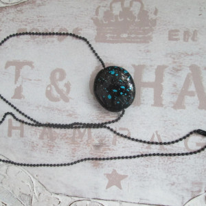 Nowa*Sztuczna biżuteria handmade *Naszyjnik kulkowy z zawieszką *