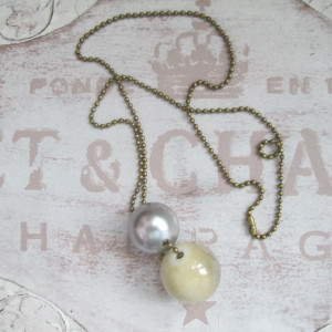 Nowa*Sztuczna biżuteria handmade *Naszyjnik kulkowy z zawieszkami *