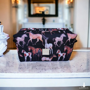 Kosmetyczka etui saszetka organizer duża kosmetyczka wodoodporna kuferek konie