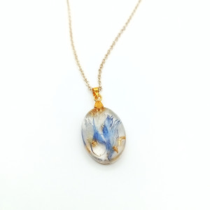 Wisiorek z Żywicy z Suszonym Chabrem