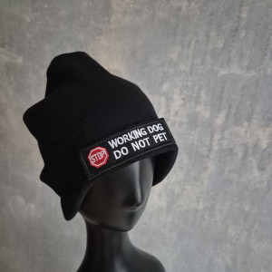 Czapka czarna unisex a1