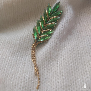 Wiosenna broszka kłos