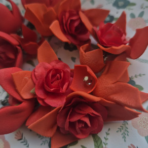 Kolczyki  długie czerwone kwiaty