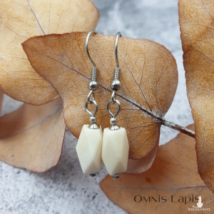 Etniczne kolczyki z bawolą kością