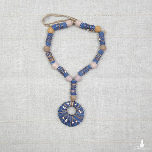 6007 długi naszyjnik jeansowy;