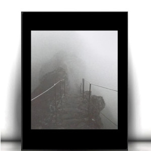 czarno biały plakat na ścianę, skandynawski plakat A4, biało czarny plakat z pejzażem, szary plakat do domu, pejzaż plakat 21x30