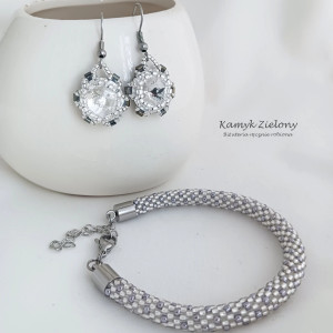 Komplet kryształowy - biało-srebrny - wykończenia ze stali chirurgicznej