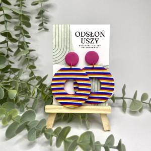 Duże koła w kolorowe paski