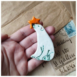 Broszka miś polarny