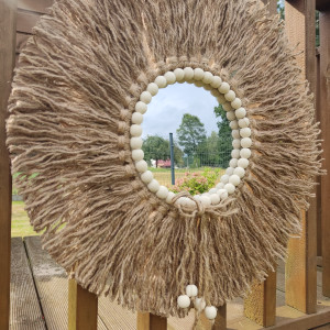 Lustro w stylu Boho wykonane z liny