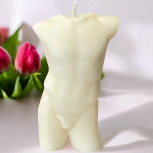 Świeca sojowa mężczyzna tors body