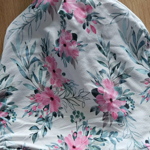 Czapka w kwiaty i liście  z polarem