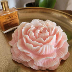 Przepiękna duża świeca sojowa- piwonia