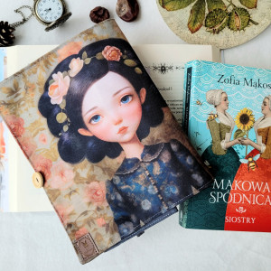 Wodoodporne etui na książkę: kolekcja kobieca (ciemnowłosa)